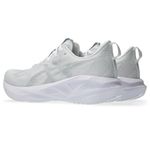 Zapatillas ASICS Novablast 5 White/Piedmont Grey Hombre - 3
