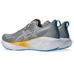 Zapatillas ASICS Novablast 5 Grey Hombre - 4