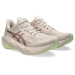 Zapatillas ASICS Novablast 6 Rose Dust/Illuminate Yellow Hombre - 2